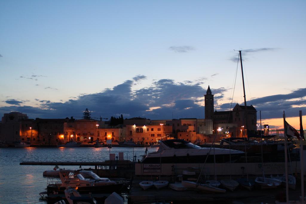 Terra Del Sole Bed & Breakfast Trani Exterior foto