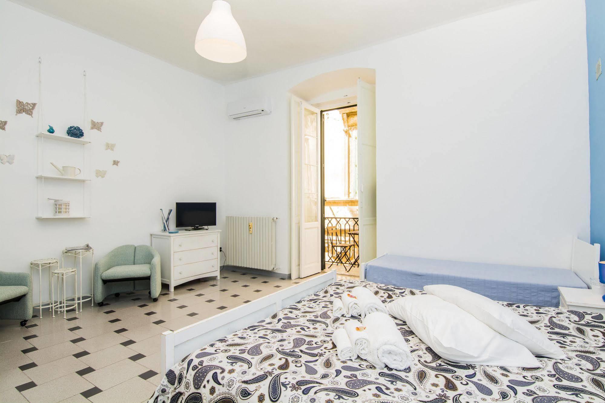Terra Del Sole Bed & Breakfast Trani Cameră foto